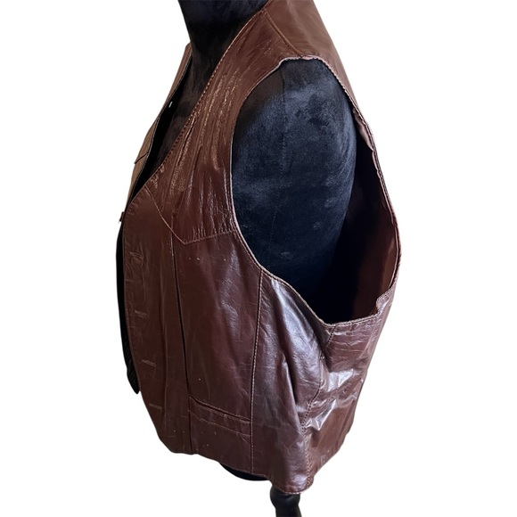 Brown Leather Vest - Picture 4 of 16